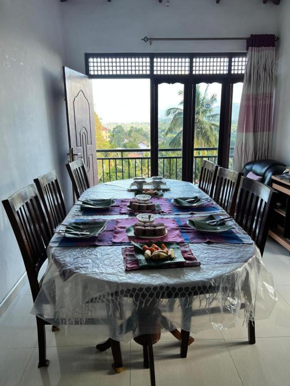 Dreamscape Home Stay Kandy Esterno foto