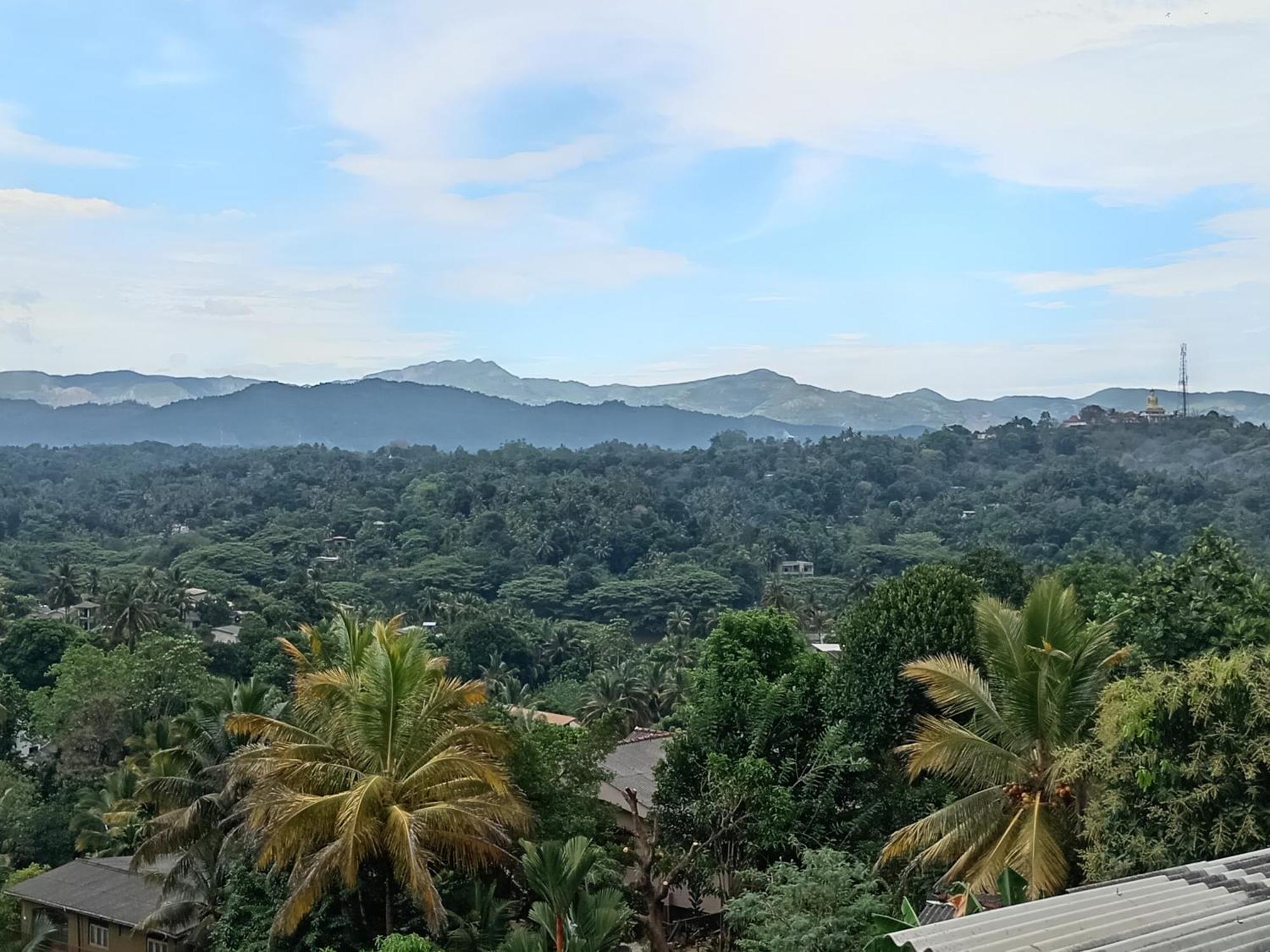 Dreamscape Home Stay Kandy Esterno foto