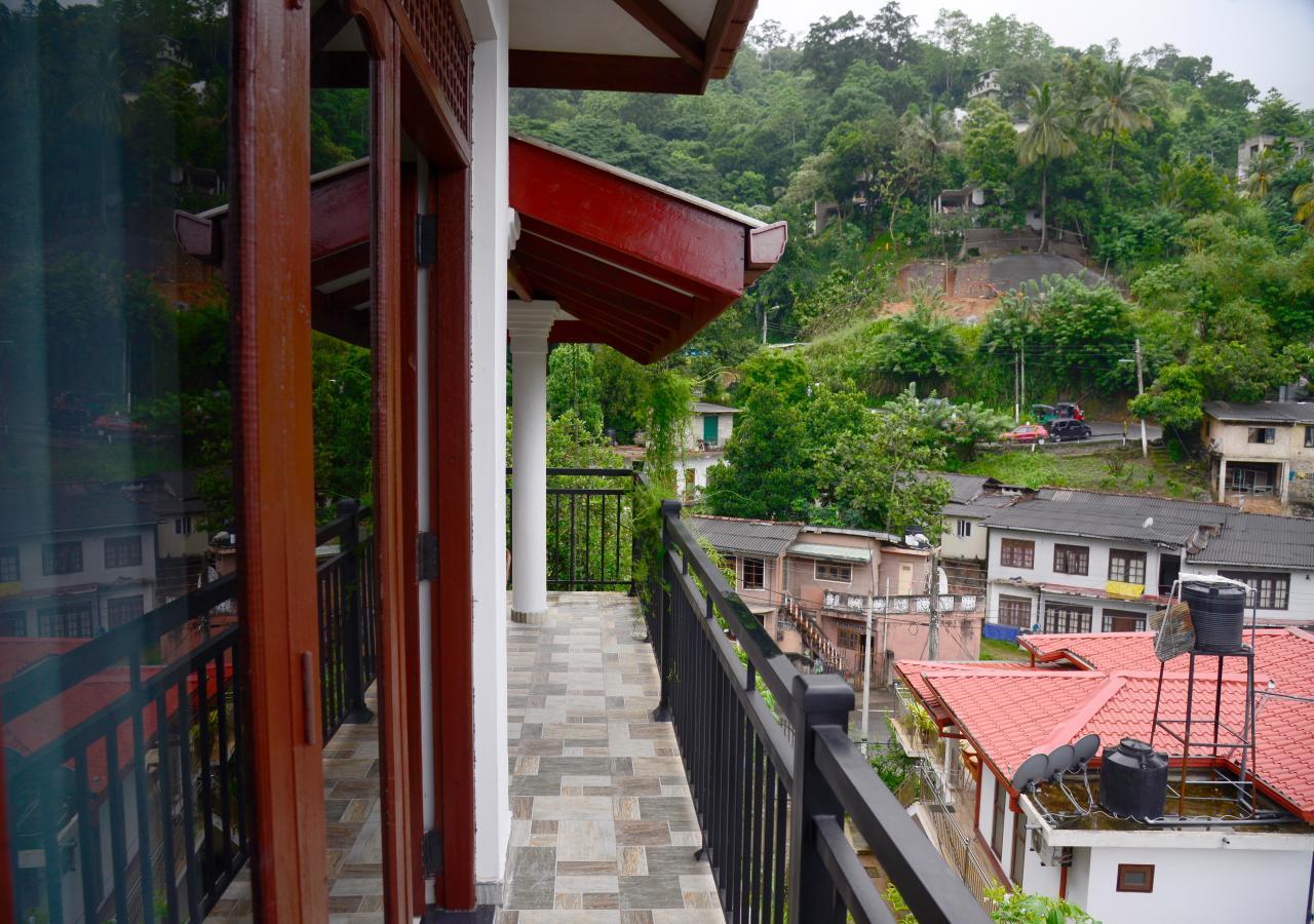 Dreamscape Home Stay Kandy Esterno foto