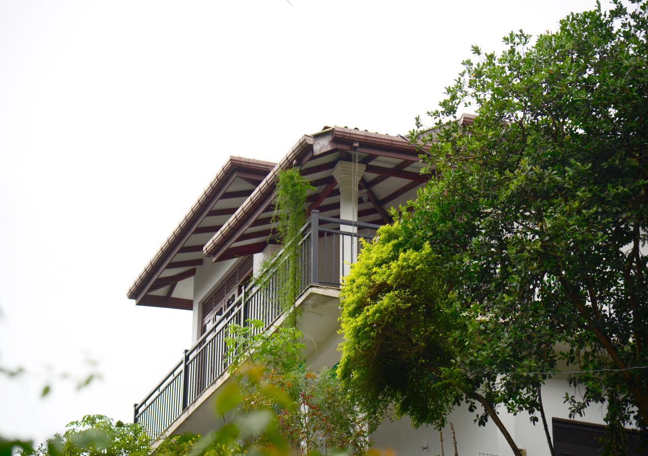 Dreamscape Home Stay Kandy Esterno foto
