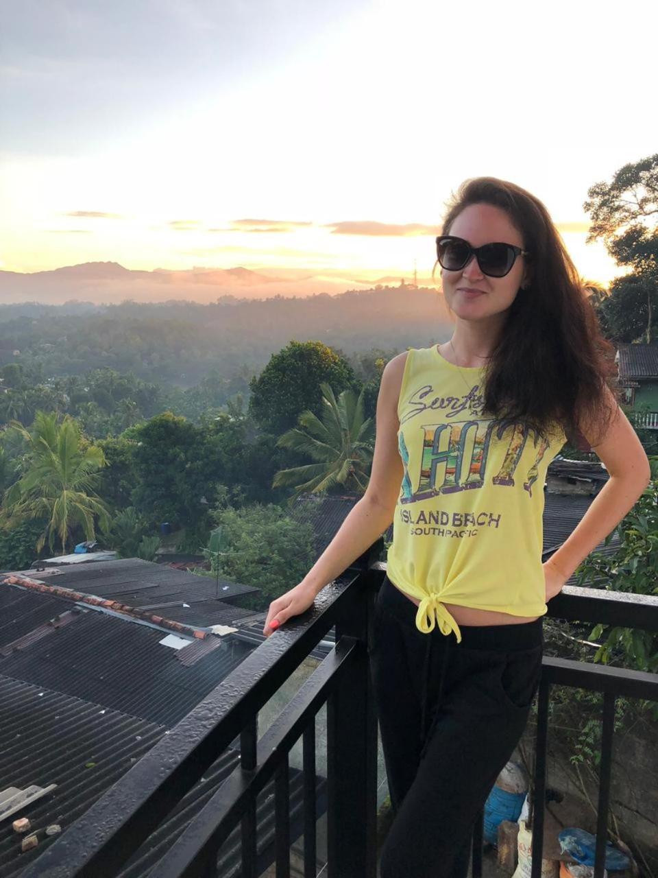 Dreamscape Home Stay Kandy Esterno foto