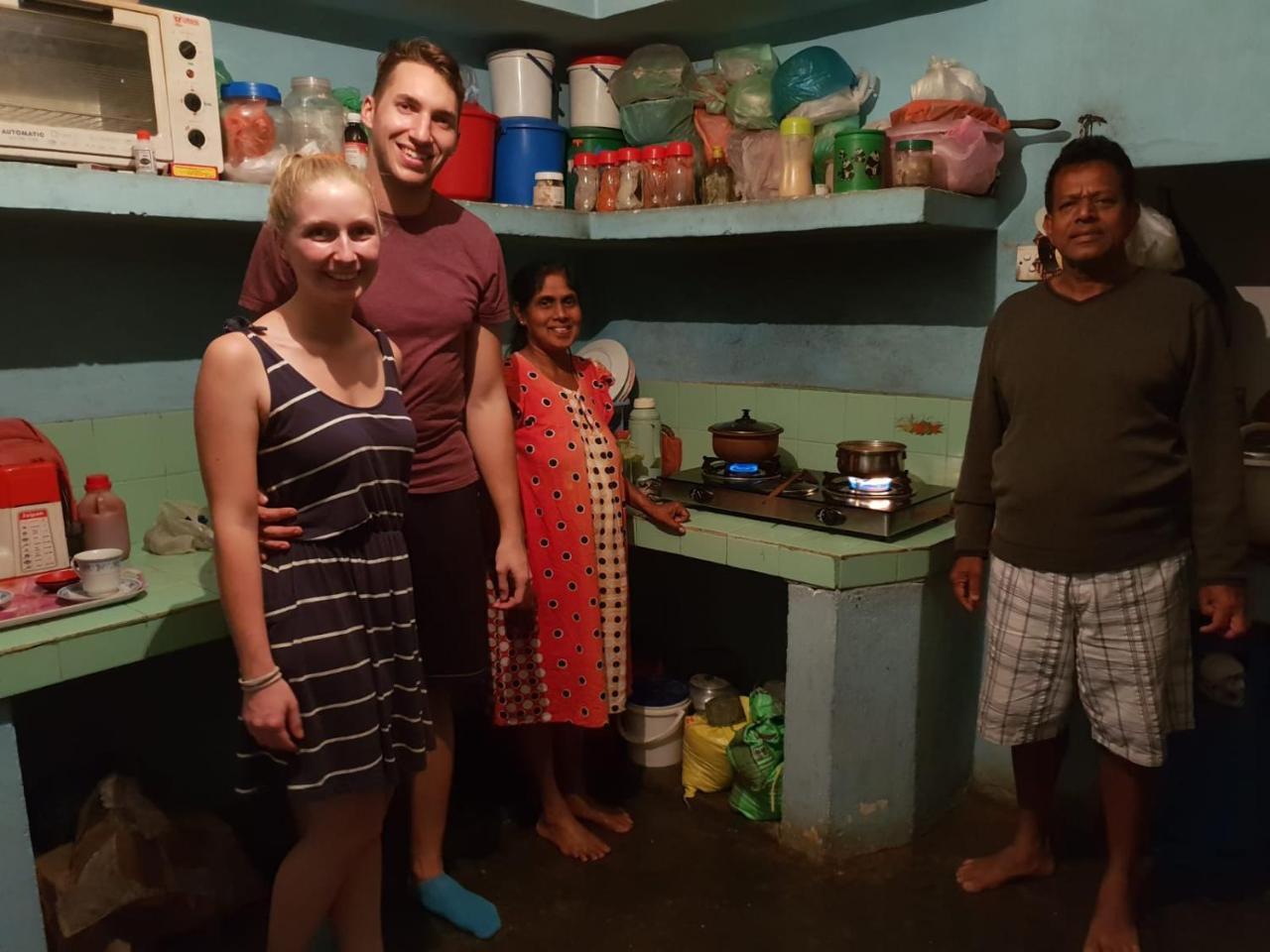 Dreamscape Home Stay Kandy Esterno foto