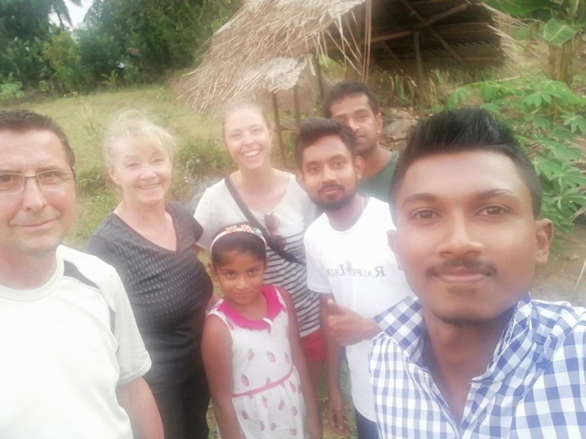 Dreamscape Home Stay Kandy Esterno foto